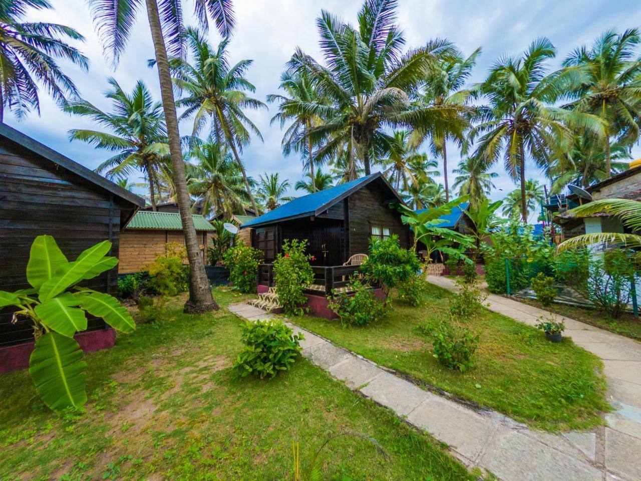 Vista Praia Beach Resort Анжуна Экстерьер фото