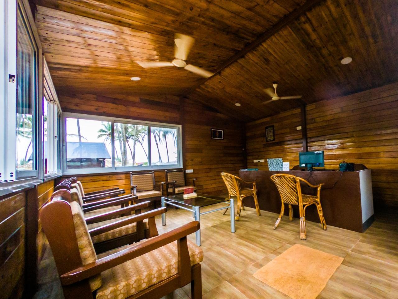 Vista Praia Beach Resort Анжуна Экстерьер фото