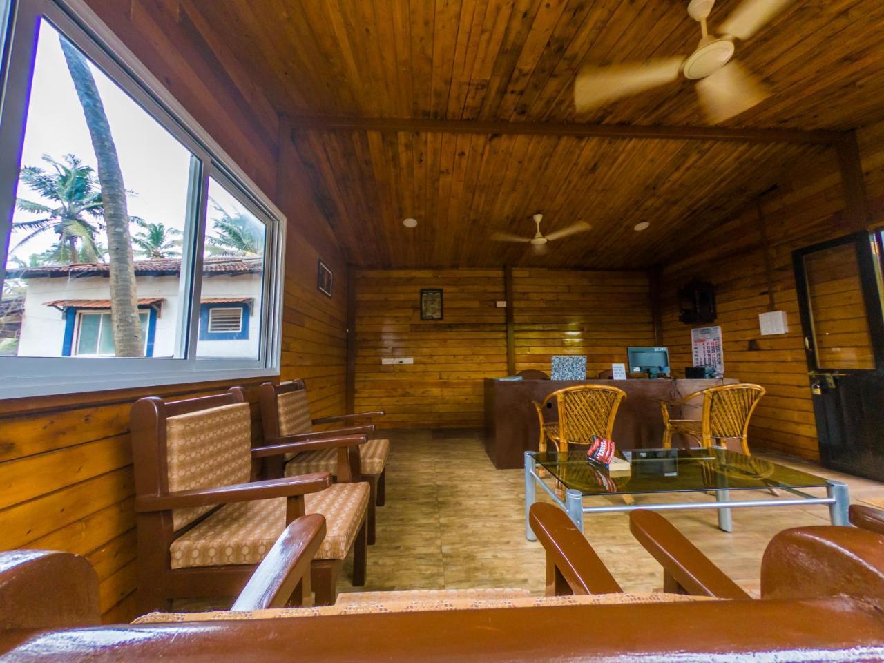 Vista Praia Beach Resort Анжуна Экстерьер фото